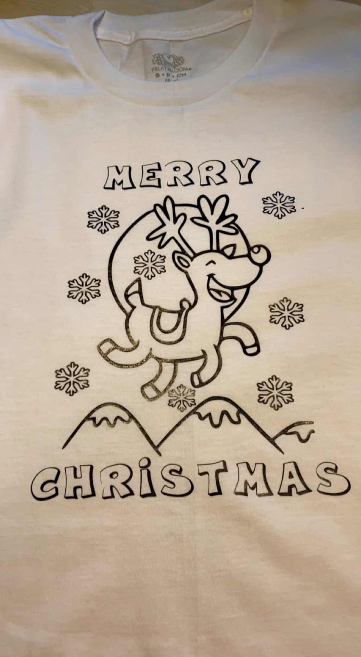 Kids DIY Coloring Shirt – Reusable! Includes Washable Markers (20+ Designs)